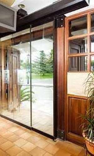 Portas de correr telescópicas  Portas de correr telescópicas