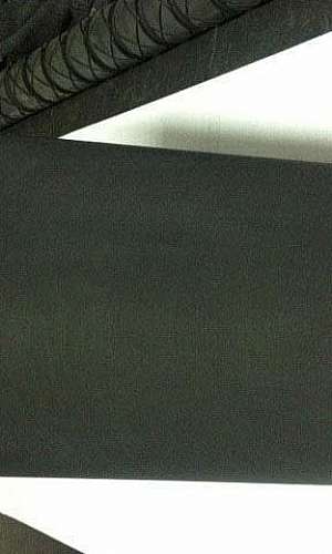 Revestimento de rolos em borracha natural Revestimento de rolos em borracha natural